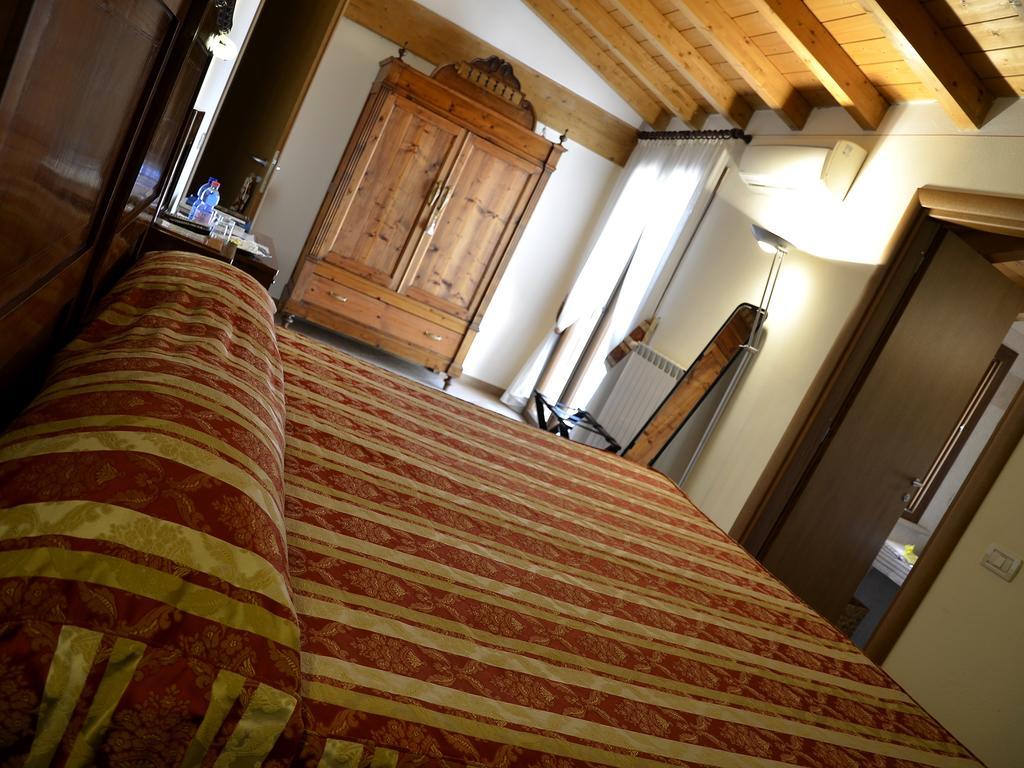 9 Muse Bed And Breakfast Canneto sull'Oglio Exterior foto