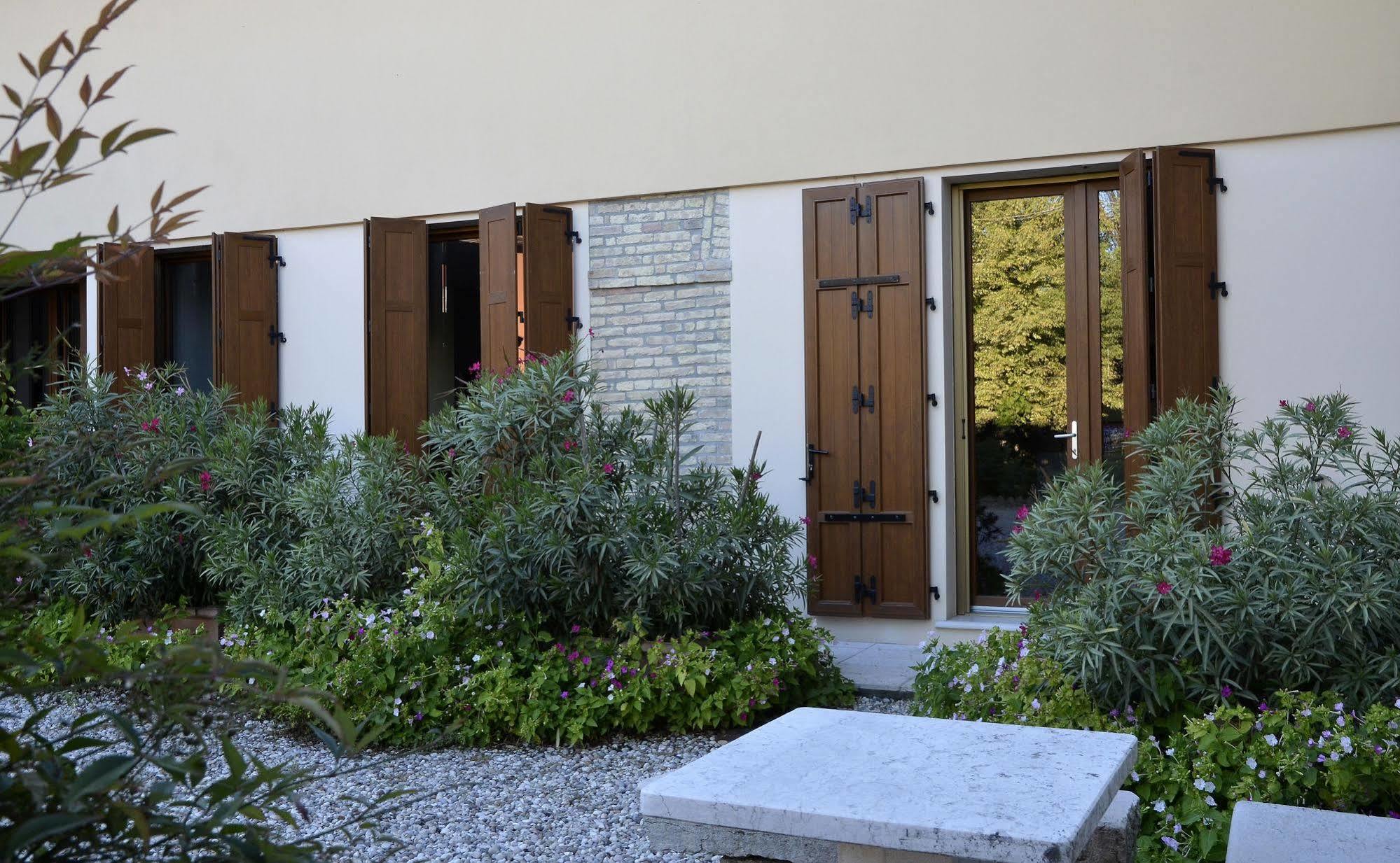 9 Muse Bed And Breakfast Canneto sull'Oglio Exterior foto