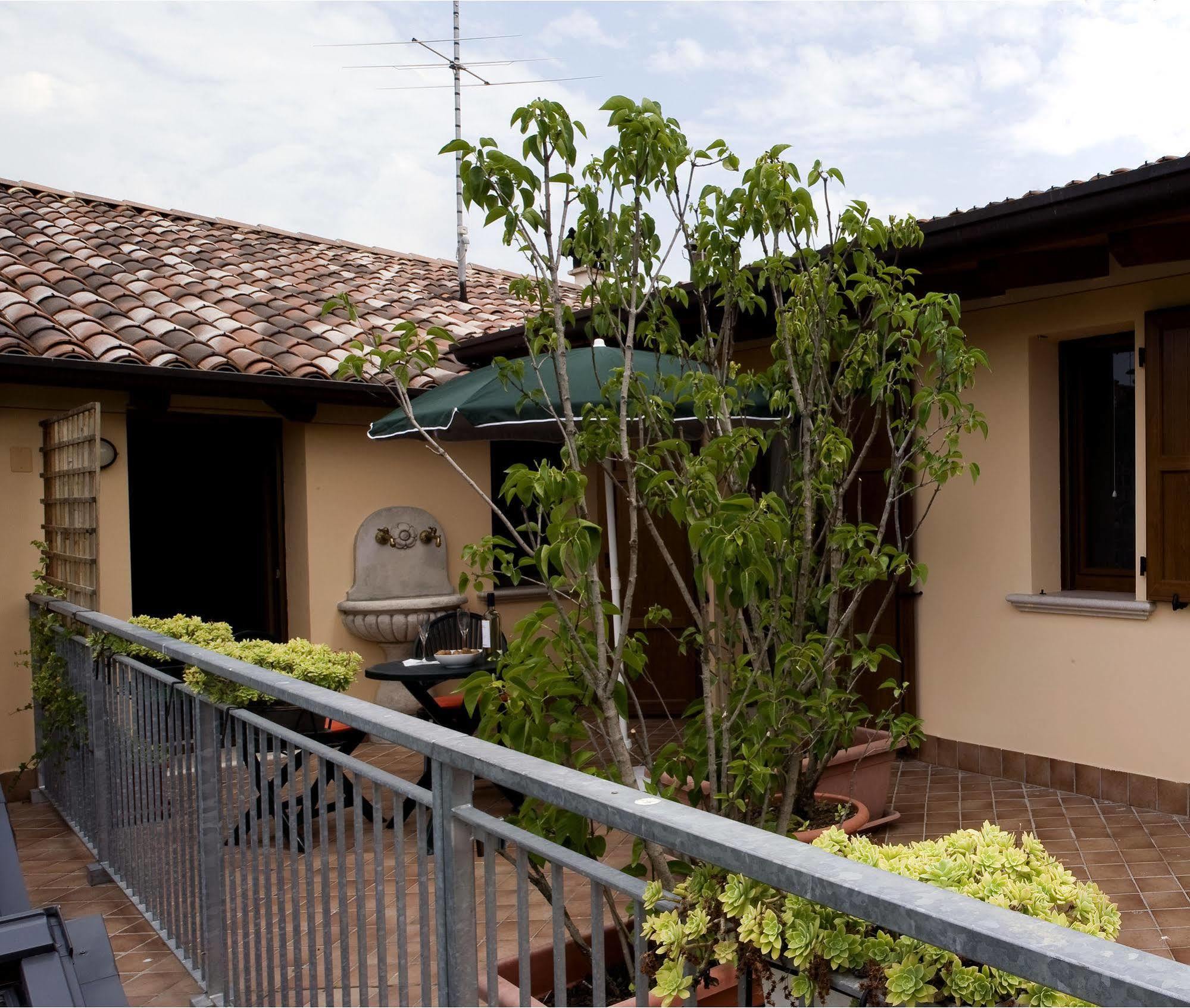 9 Muse Bed And Breakfast Canneto sull'Oglio Exterior foto