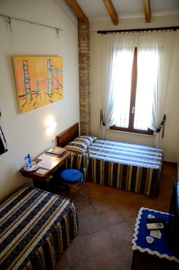 9 Muse Bed And Breakfast Canneto sull'Oglio Exterior foto